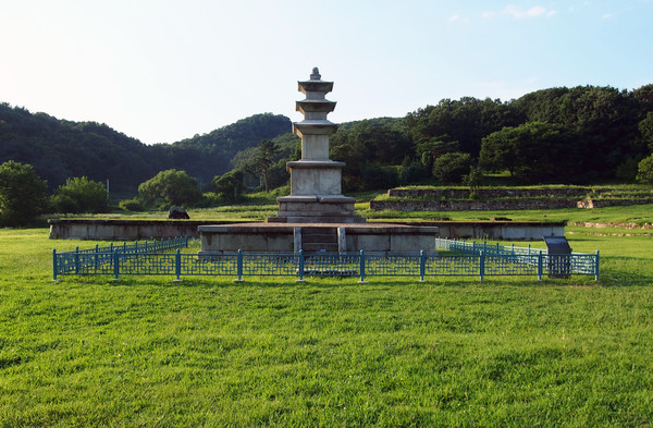                          원주시 부론면 정산리 소재 거돈사지. 유적지 보존상태가 매우 양호하다.(사진촬영 : 서홍렬 기자)