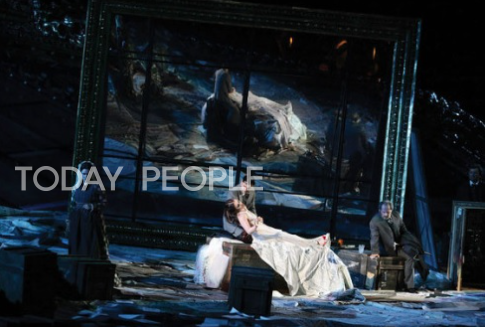 오페라 타트라비아타