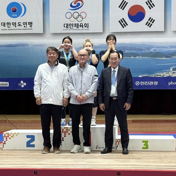 [역도 함은지 사진 = 원주시청 제공]