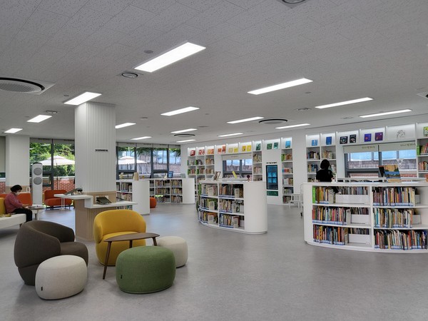 원주 그림책도서관  2층, 모두의 그림책